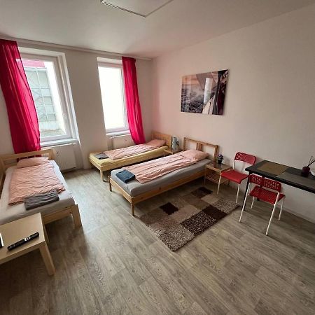 Apartmans In The Center With Privat Parking Apartman Brünn  Kültér fotó